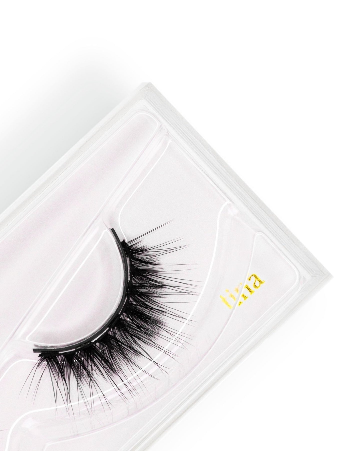 Tina Magnetic Lash - Magnetic Eyelashes WitchyLashes